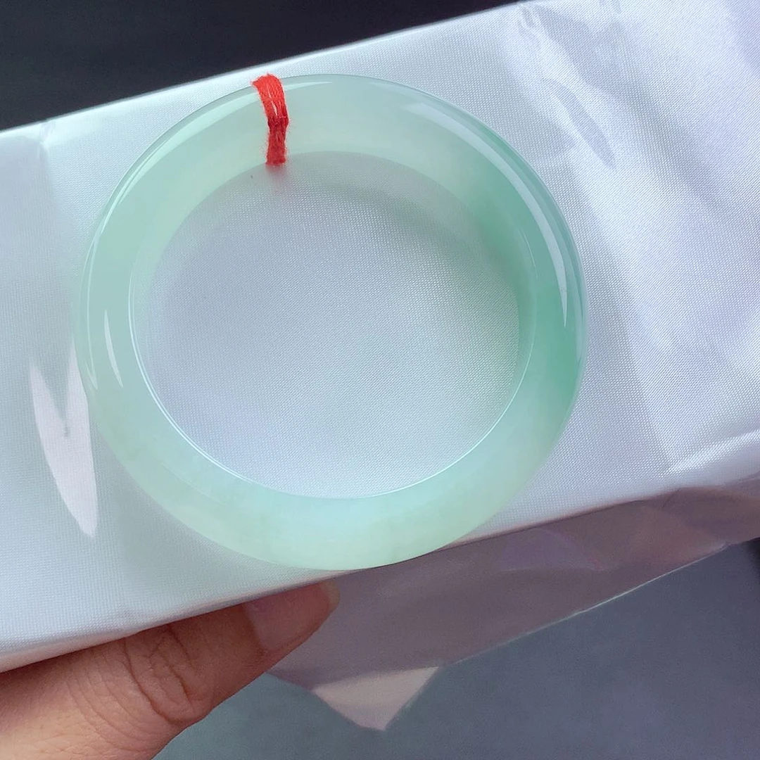 【闪购商品】未镶嵌手镯翡翠882227