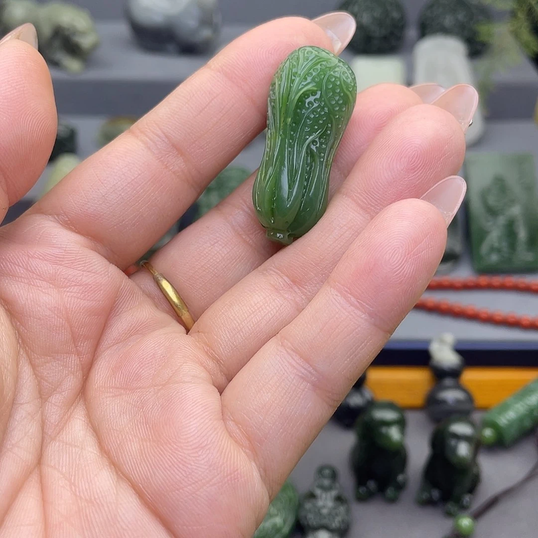 和田玉未镶嵌颈饰鲁*华