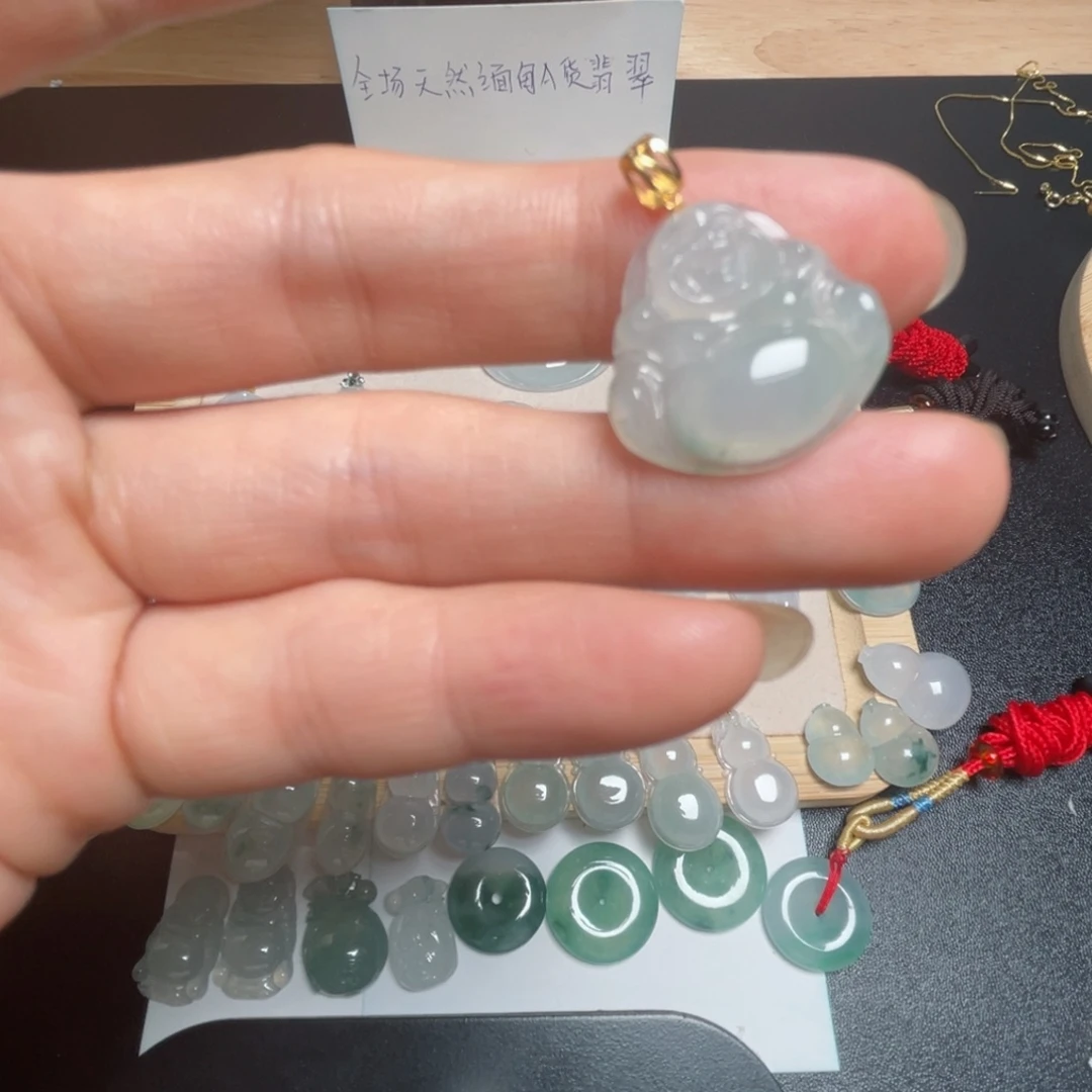 颈饰未镶嵌翡翠翡翠