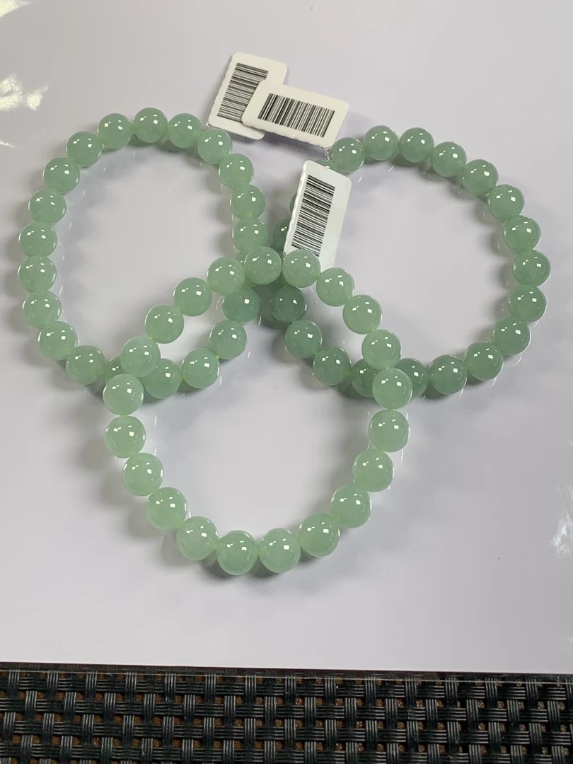 翡翠A货浅绿手串多样性发货，发一件12 330