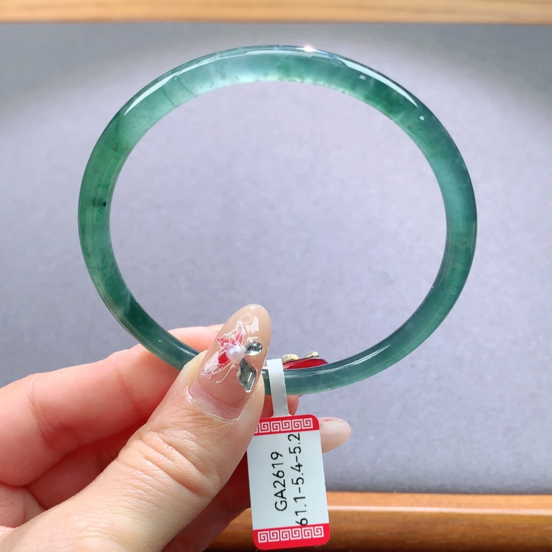 翡翠手镯未镶嵌天然翡翠手镯叮当镯