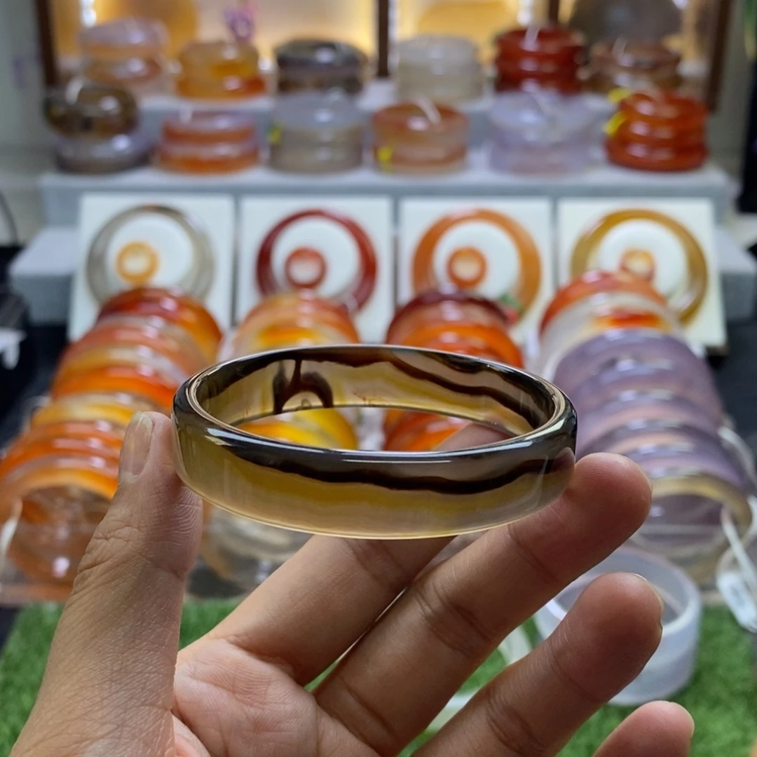 手镯玛瑙/玉髓未镶嵌