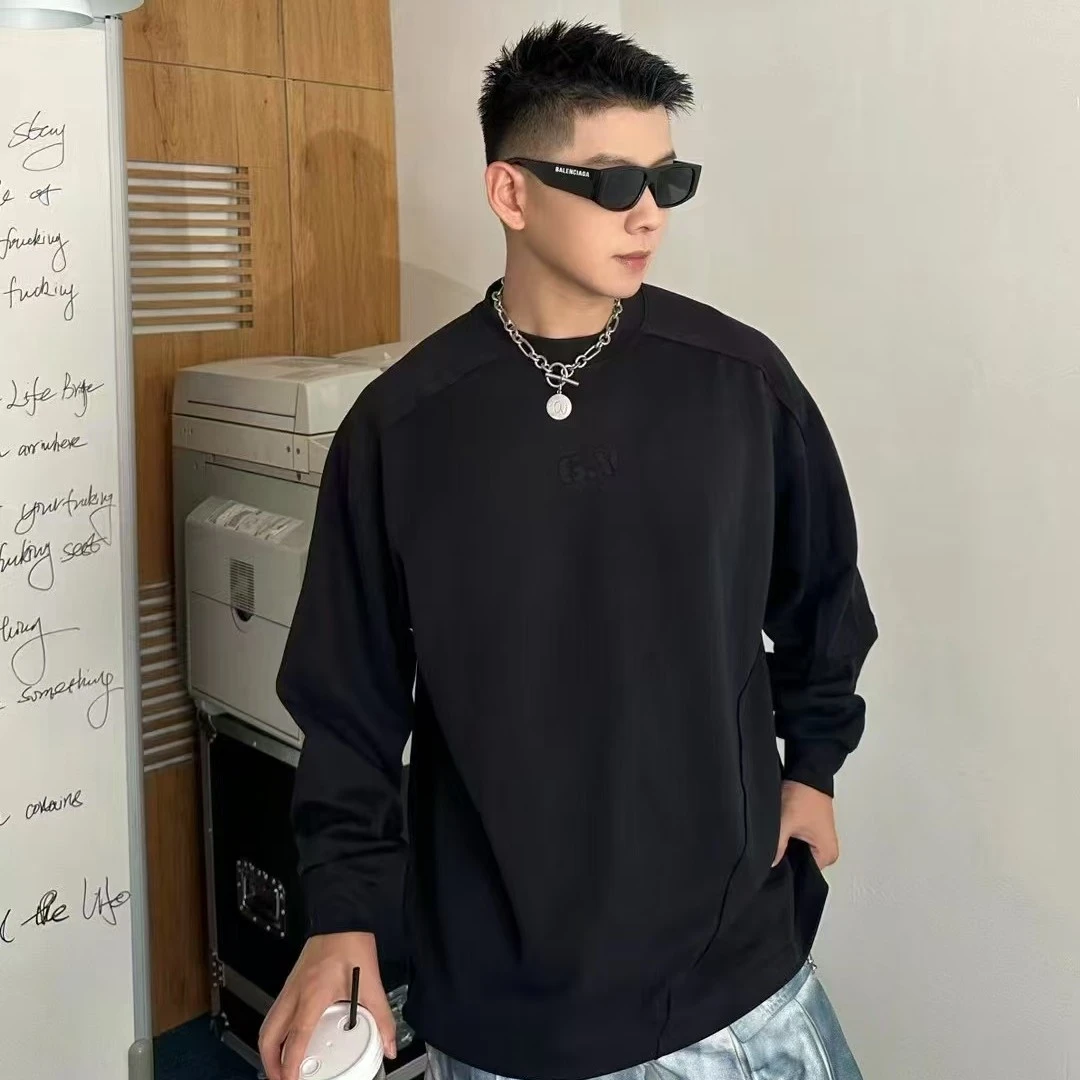 基础简约质感立体剪裁圆领打底长袖T恤男款黑白