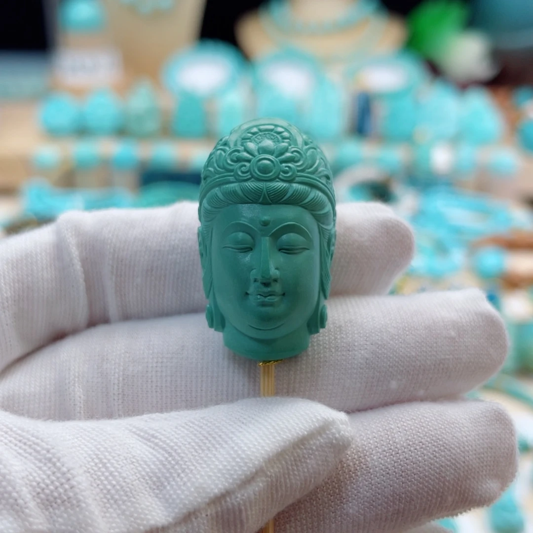 绿松石未镶嵌珠宝奇石