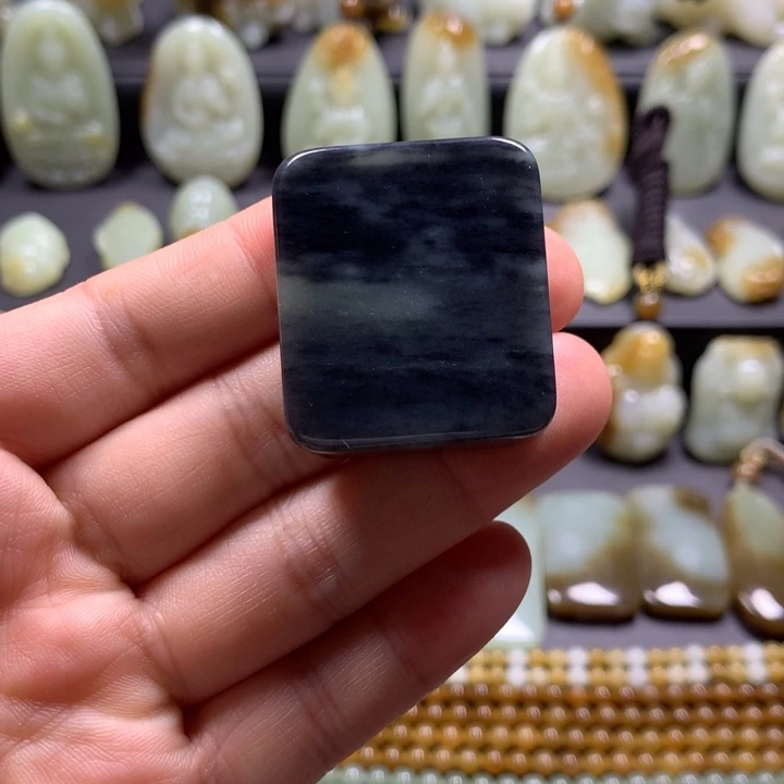 手串未镶嵌和田玉（糖玉）