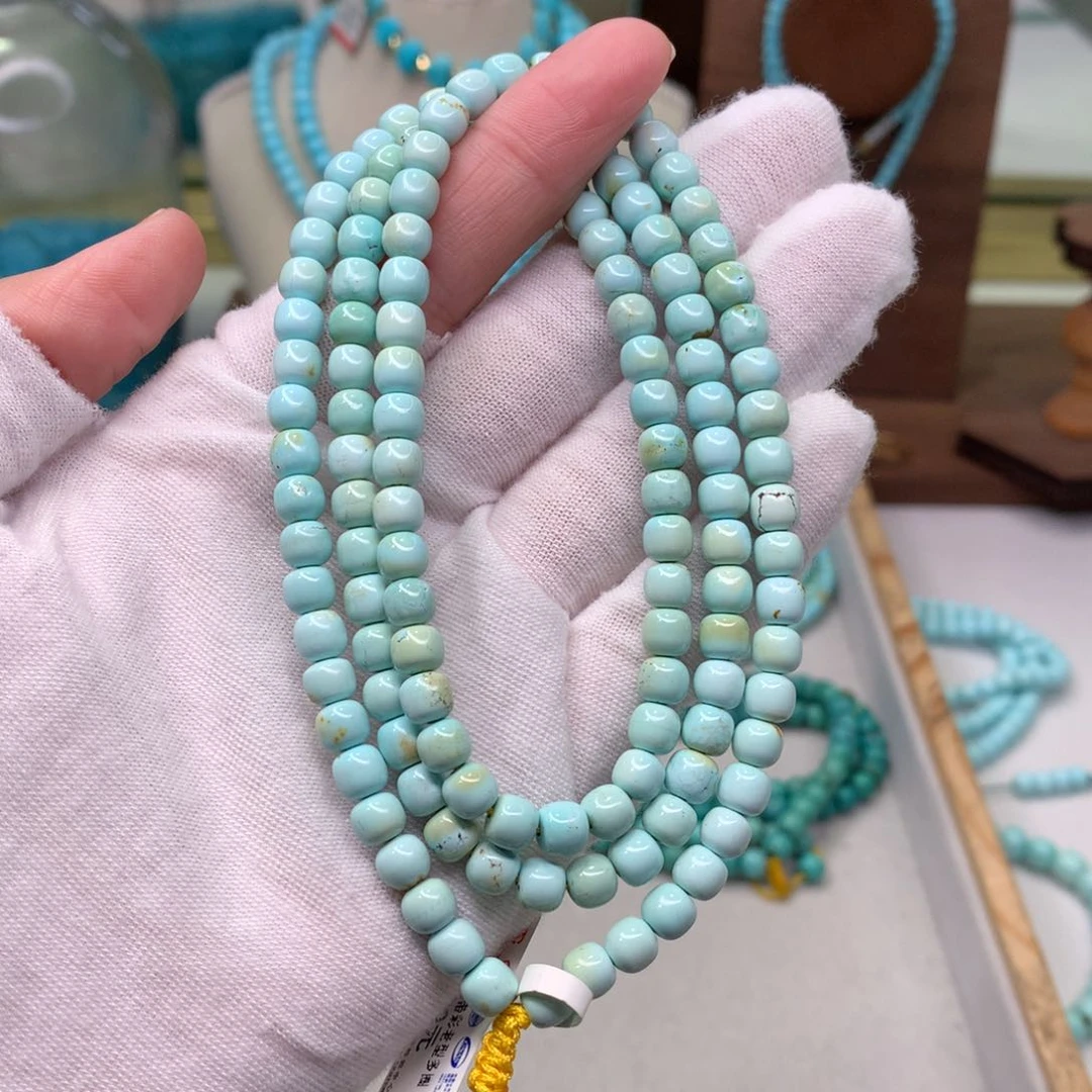 绿松石配饰未镶嵌