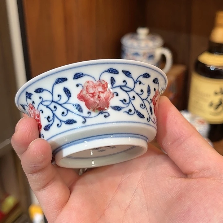 瓷片追**年釉里红缠枝莲马蹄