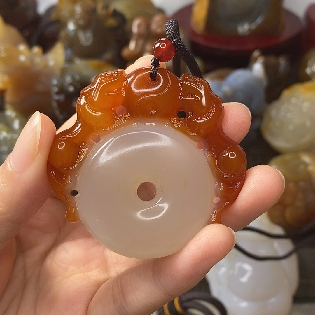 玛瑙/玉髓吊坠未镶嵌