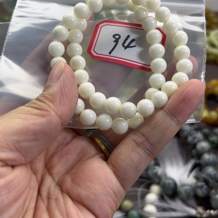 蛇纹石玉未镶嵌手链