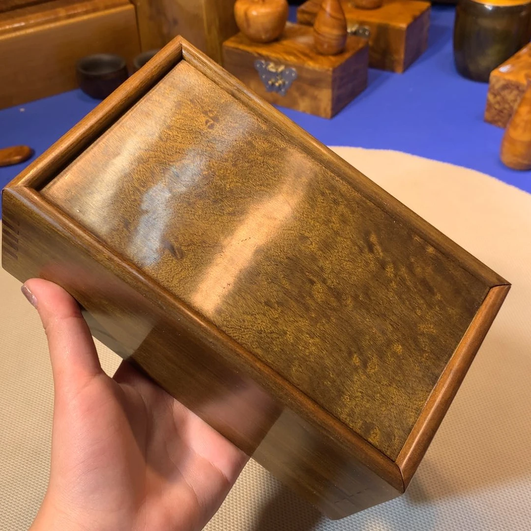 金丝楠阴沉木盒子