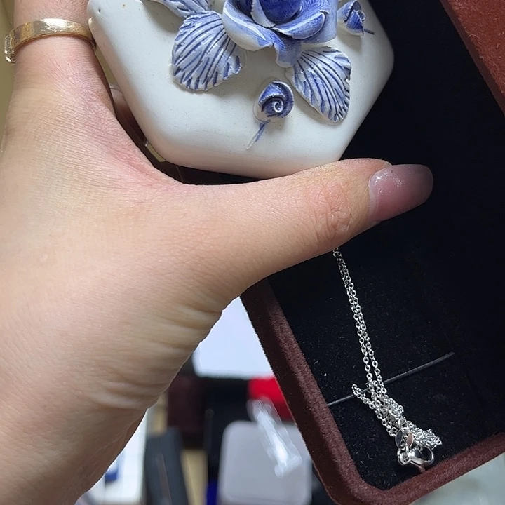 瓷片吴*这是一个人的