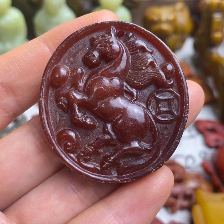 未镶嵌蛇纹石玉颈饰54