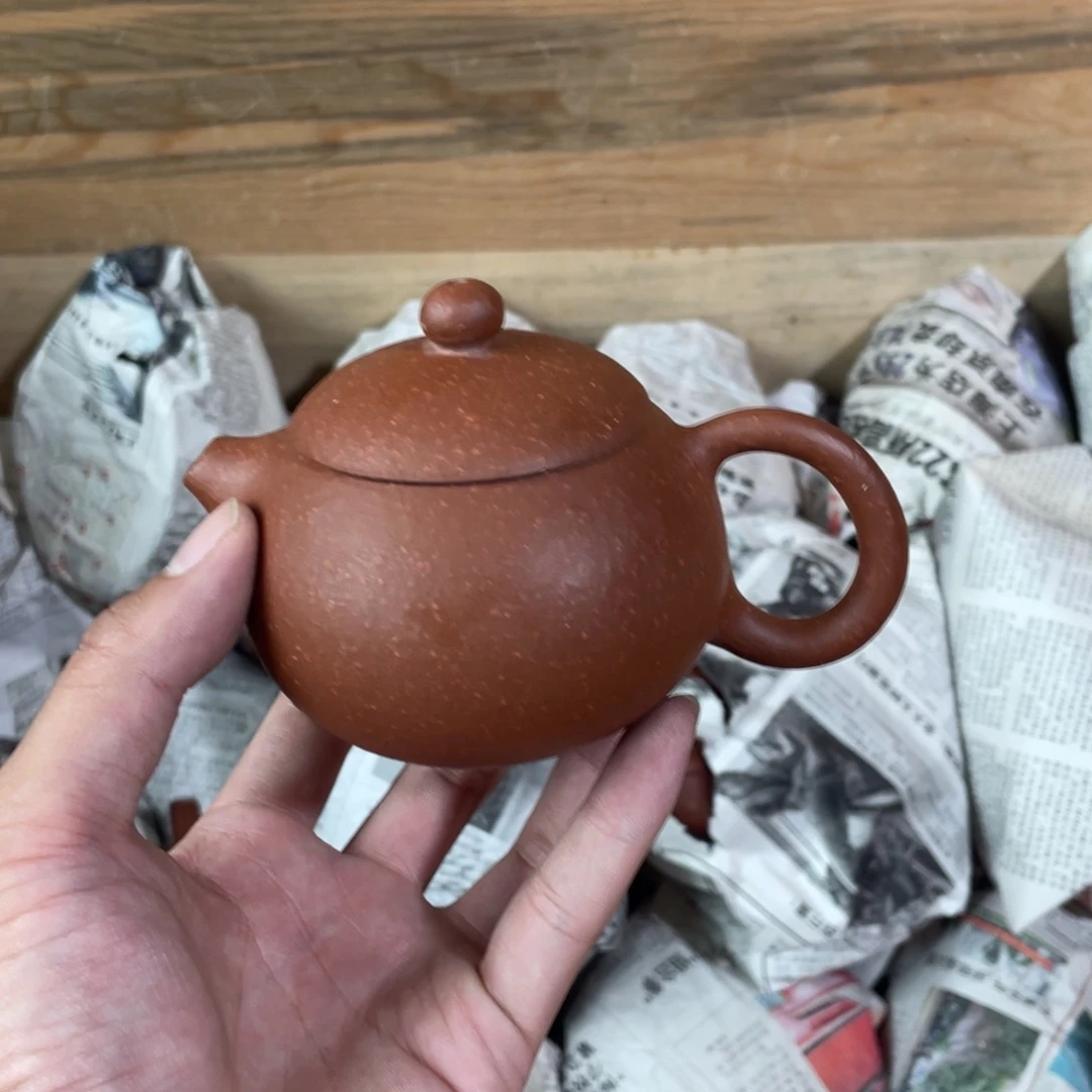 茶壶紫砂老厂紫砂壶一件。