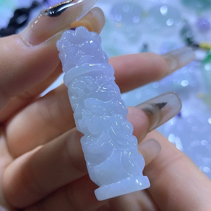 翡翠未镶嵌颈饰天然翡翠A货吊坠