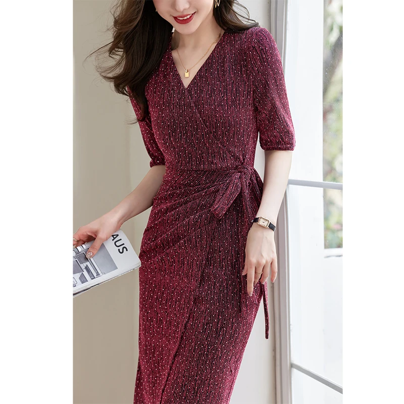 气质减龄波点V领开叉连衣裙女2025新款夏季显瘦中袖绑带长款裙子