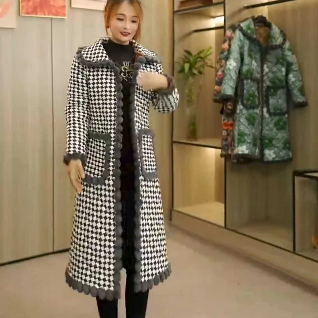 2025最新气质妈妈装长款女加厚保暖棉衣网红网洋气时尚外套秋冬