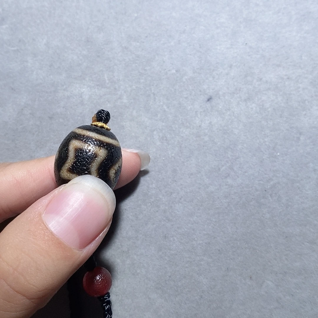 汤***a玛瑙/玉髓未镶嵌颈饰