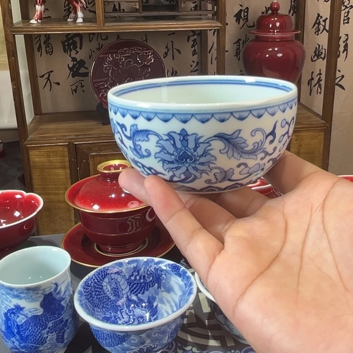 景德镇陶瓷浅行窑缠枝莲卧足普洱杯