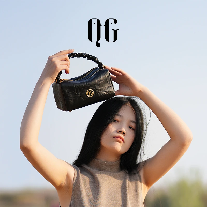 QG新品轻奢Hobo包头层牛皮单肩斜挎手提包时尚高级感褶皱枕头女包