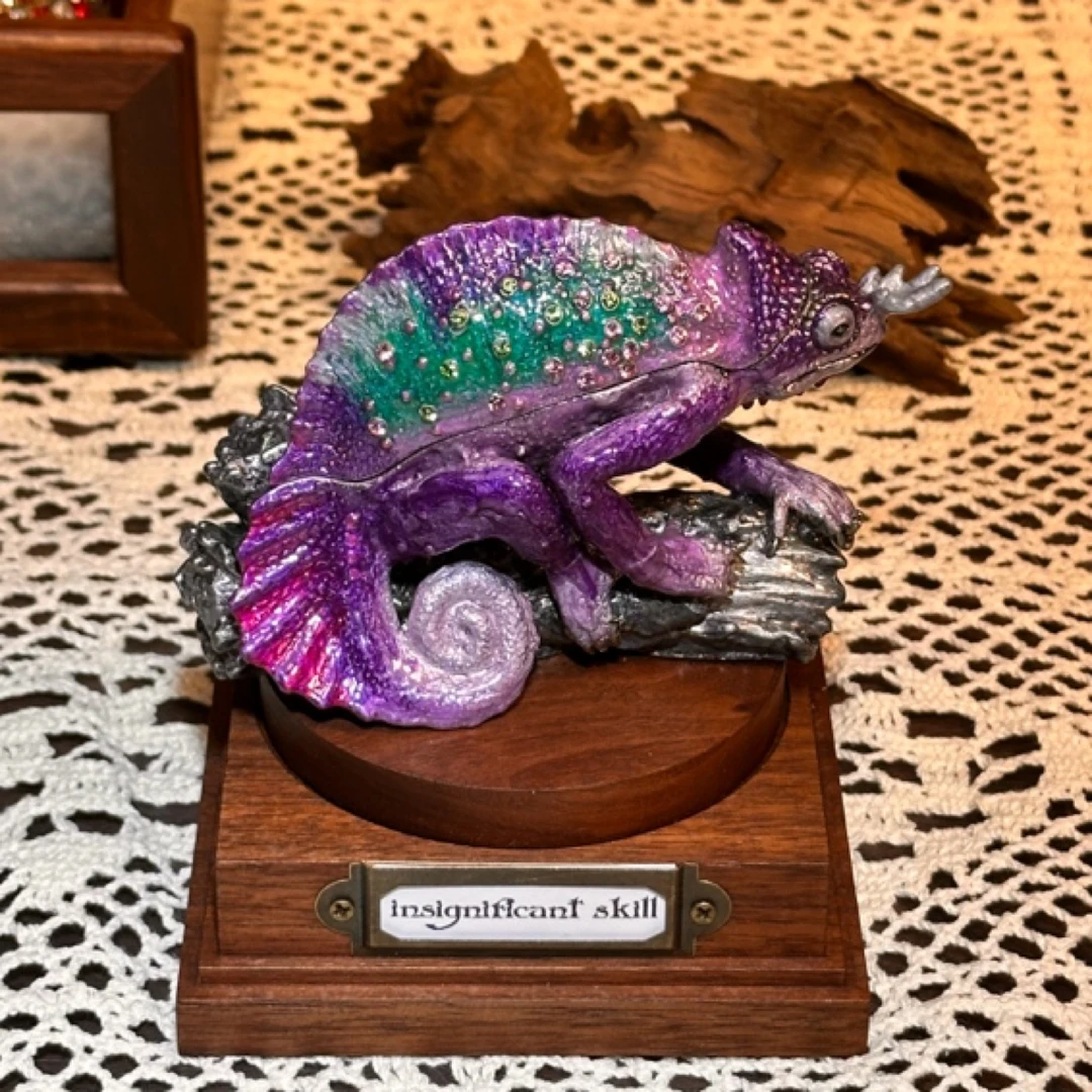 14珐琅彩摆件合金摆件珠宝盒