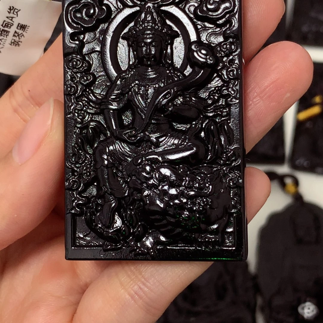 天然的缅料a货吊坠挂件