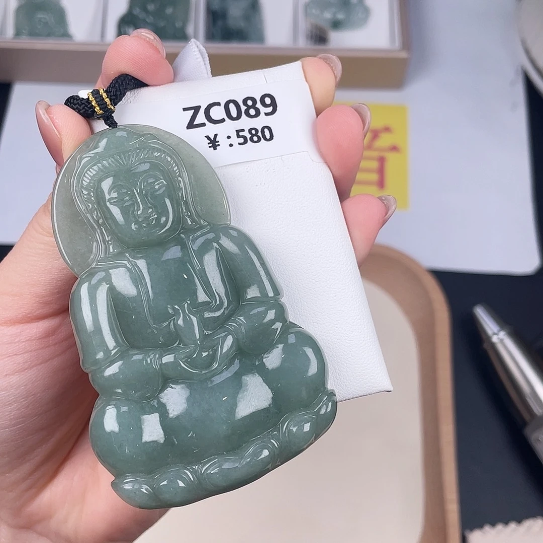 翡翠未镶嵌颈饰zc089