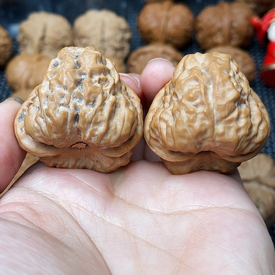 文玩核桃吊坠蛤蟆 37