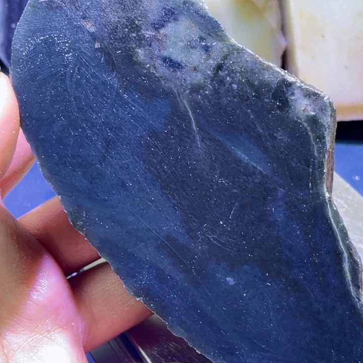 和田玉未镶嵌珠宝半成品