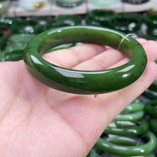和田玉（碧玉）手镯未镶嵌