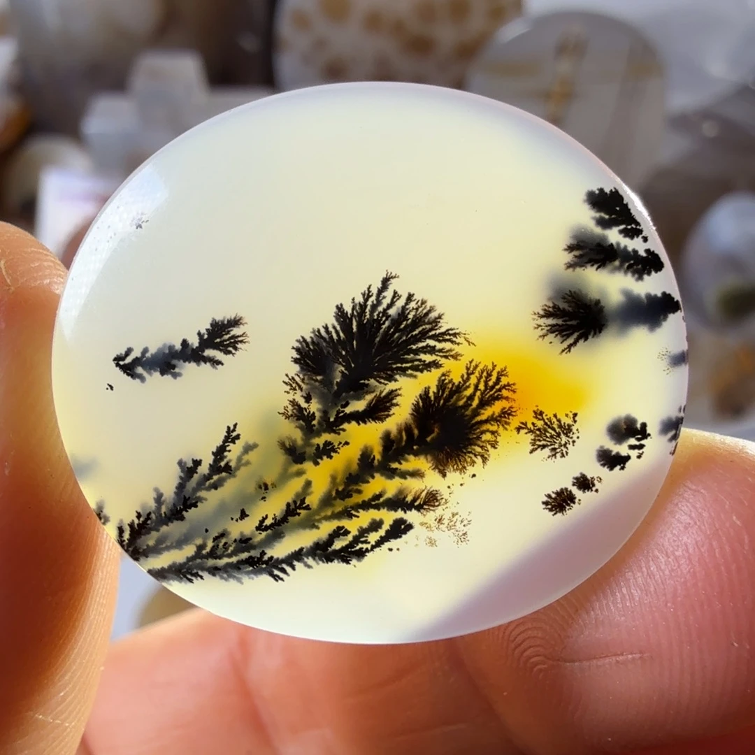 玛瑙/玉髓未镶嵌珠宝半成品