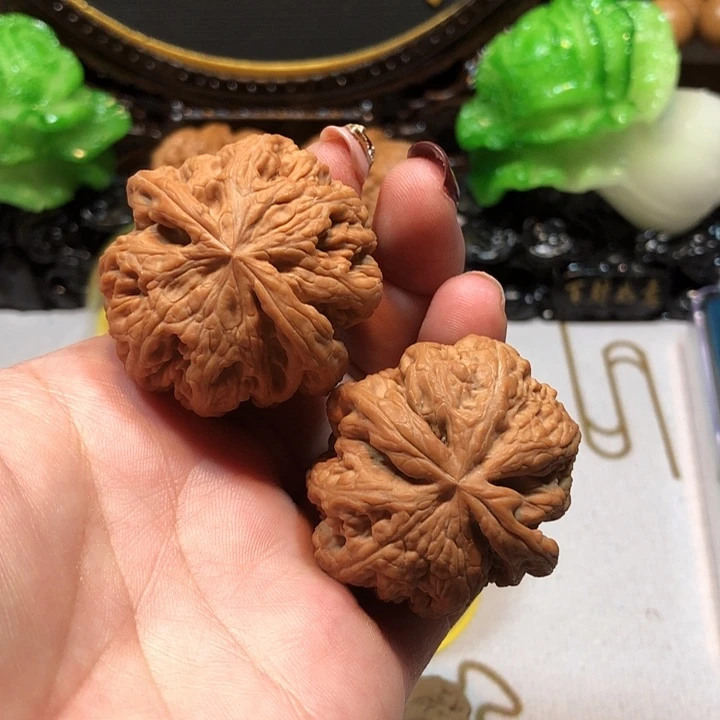 核桃文玩核桃大粗筋