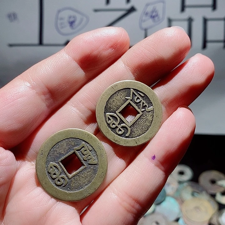 乾***迪小陈小陈  手机挂件工艺品  035