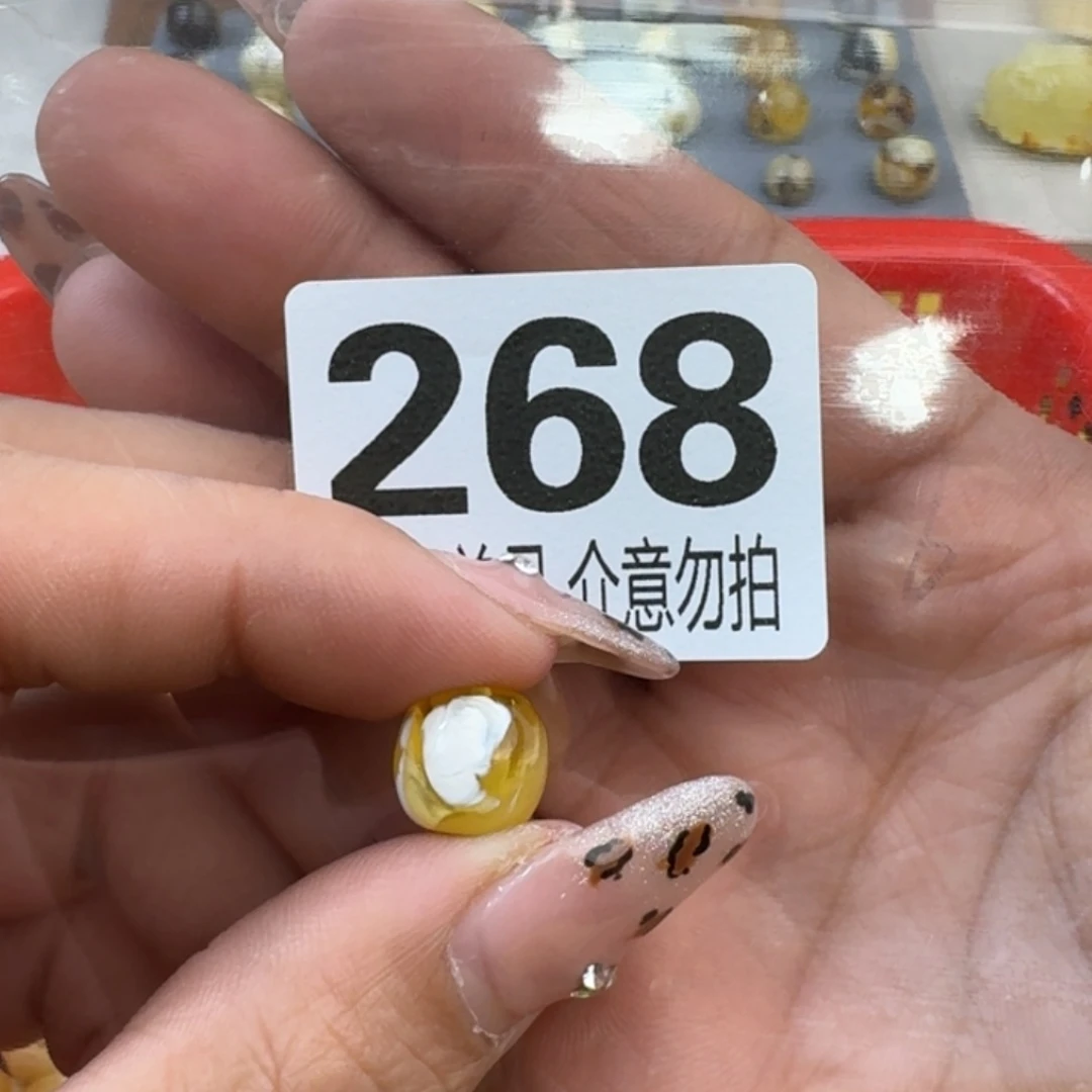 琥珀裸石未镶嵌?琥珀蜜蜡未镶嵌微瑕