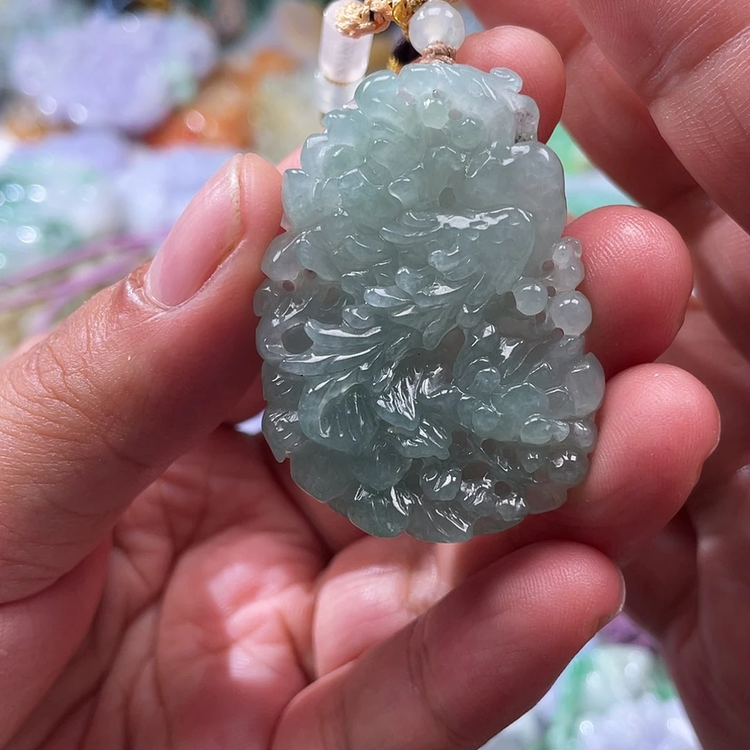 翡翠未镶嵌颈饰翡玉缘翡翠