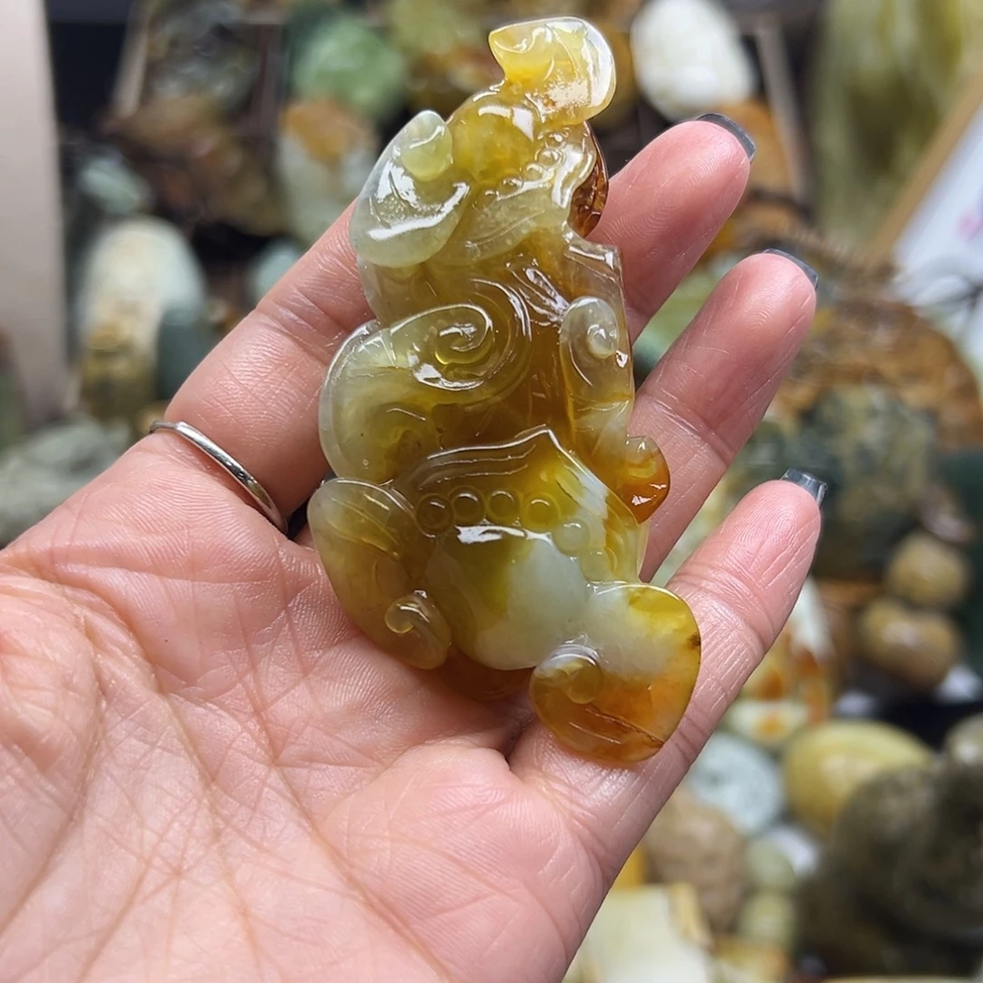 星***了未镶嵌岫玉颈饰玉石王如意