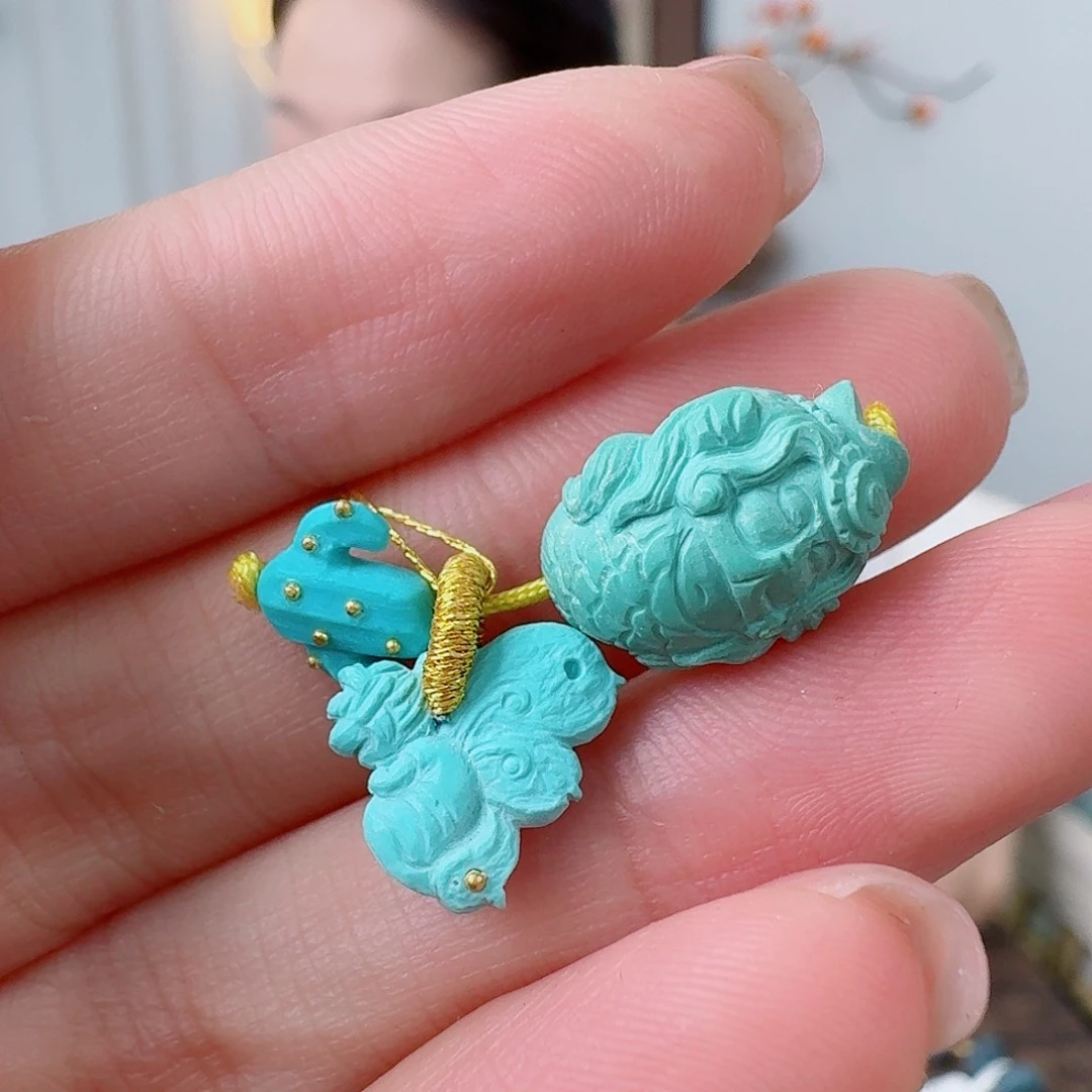 绿松石未镶嵌珠宝奇石