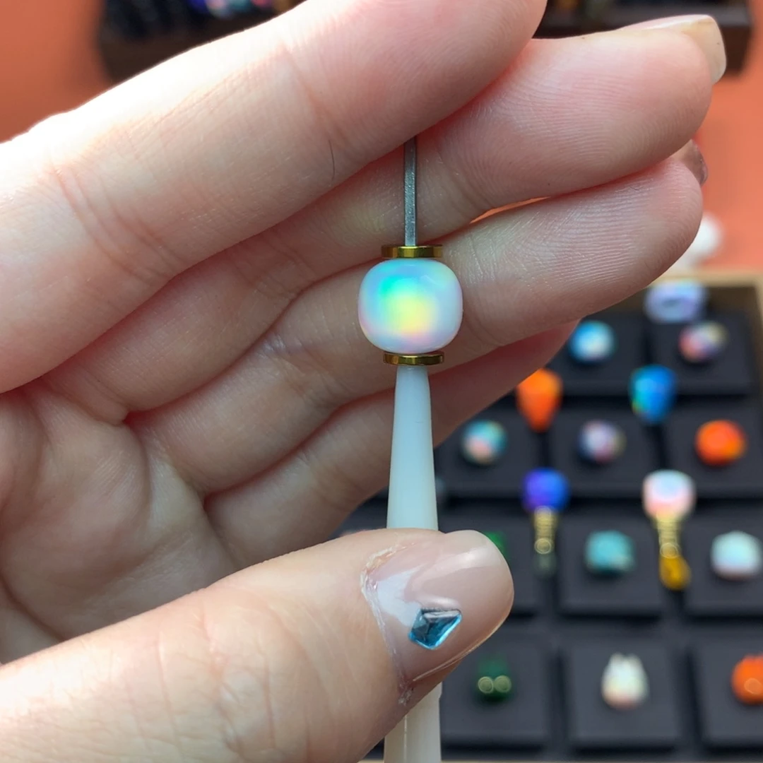 1130豹老型10-9白月光