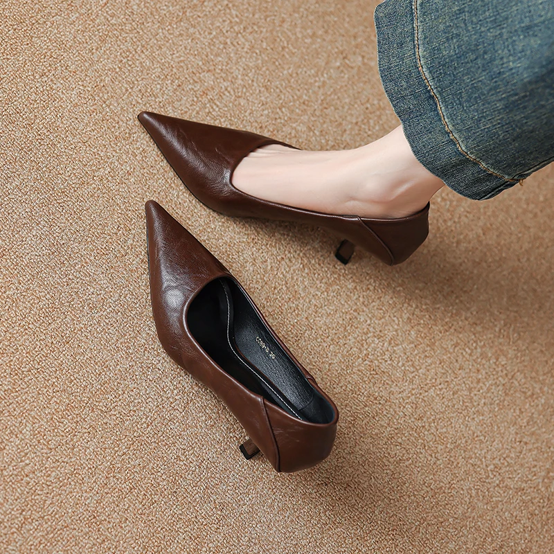 气质高级不累脚爆款开春单鞋女新款不累脚细跟时尚单鞋小众浅口鞋