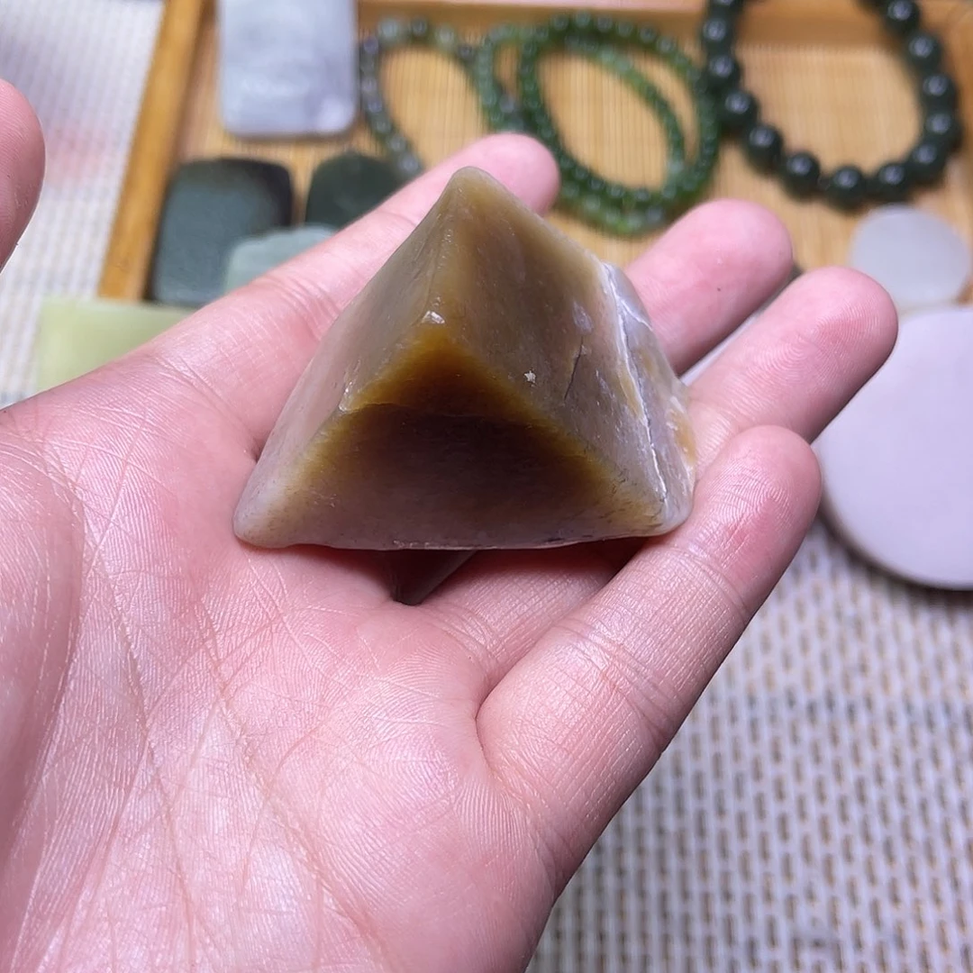 未镶嵌和田玉珠宝半成品