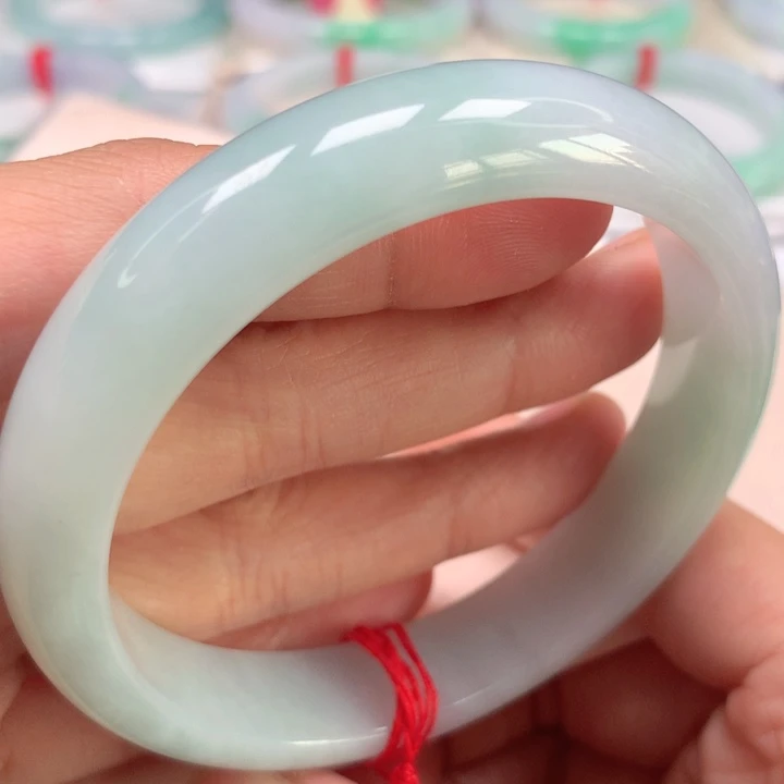 翡翠手镯未镶嵌冰胶晴水底36