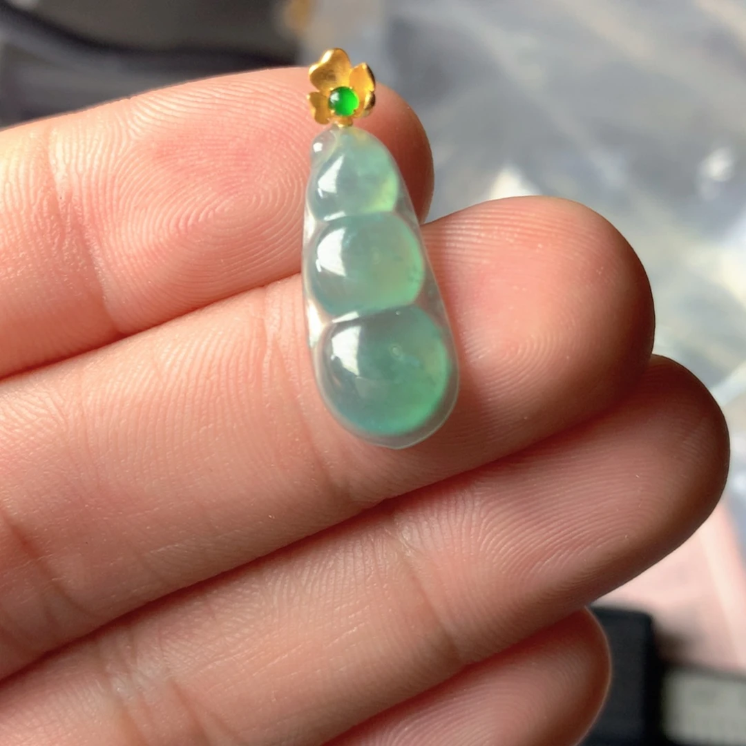 【闪购商品】颈饰18K金镶嵌翡翠翡翠