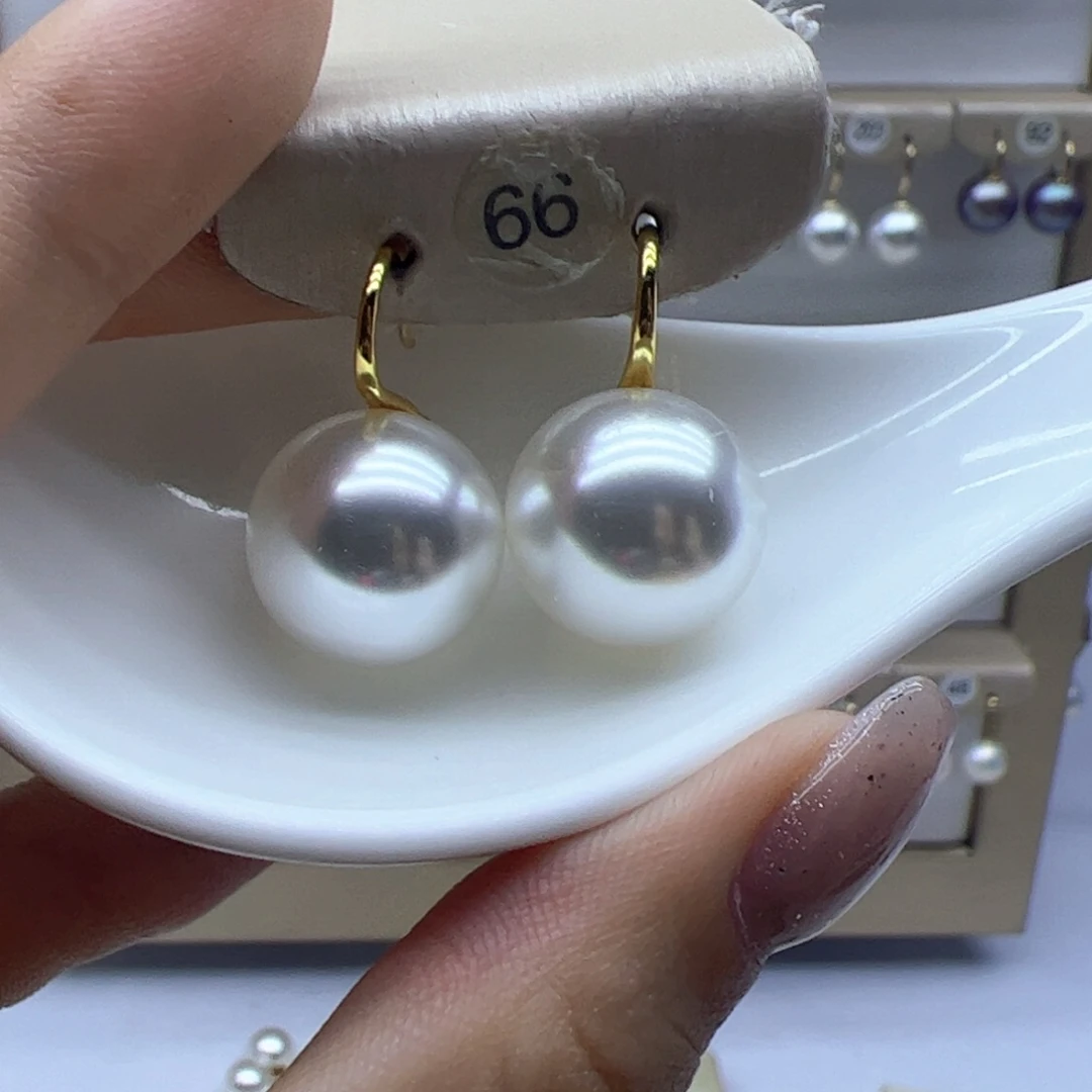18K金镶嵌淡水珍珠耳饰