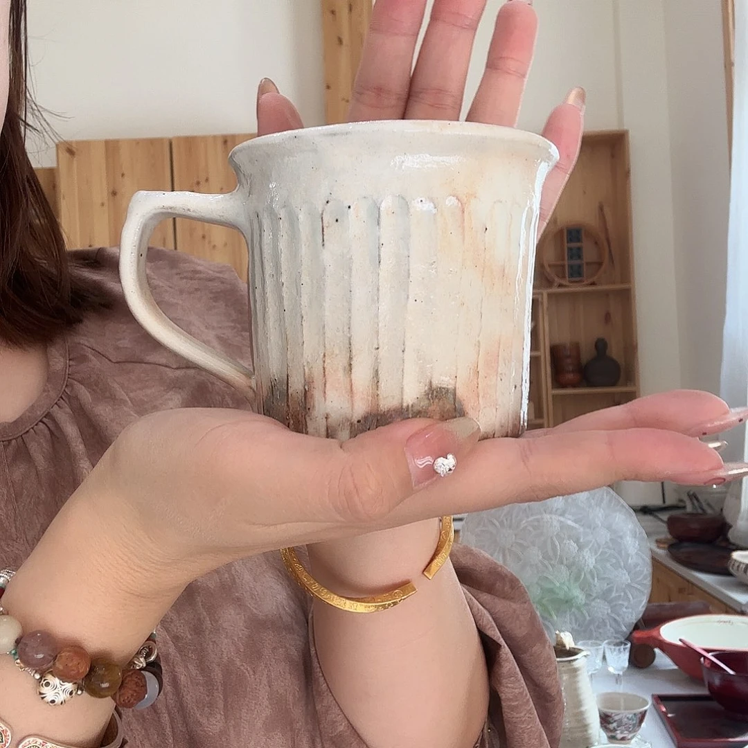 瓷片啦咯亮亮记录亮亮亮亮