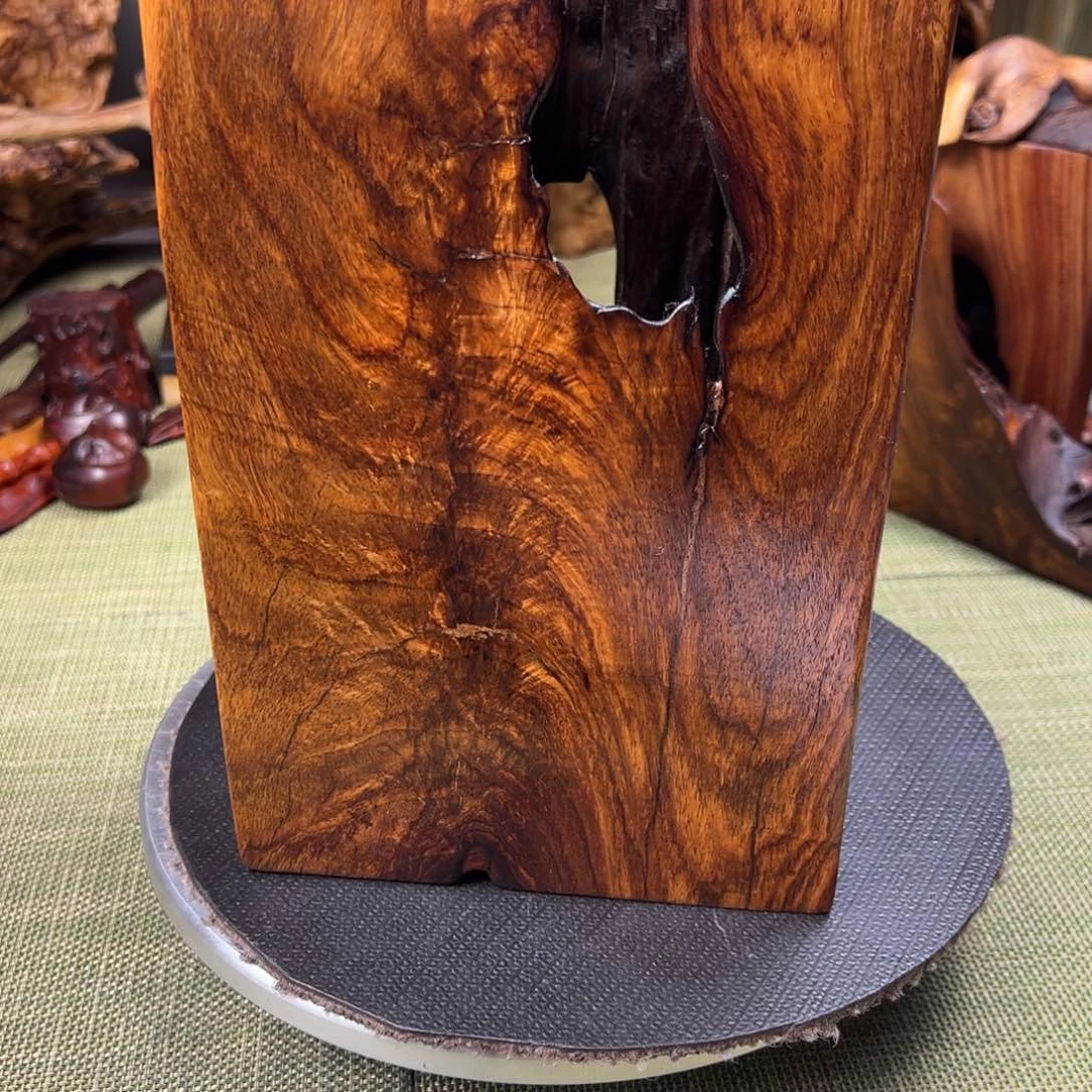 大果紫檀（缅甸花梨）龍*