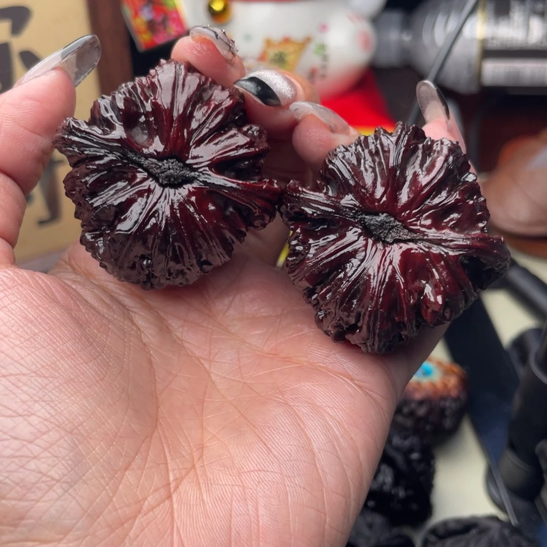 文玩核桃吊坠人****欢球白
