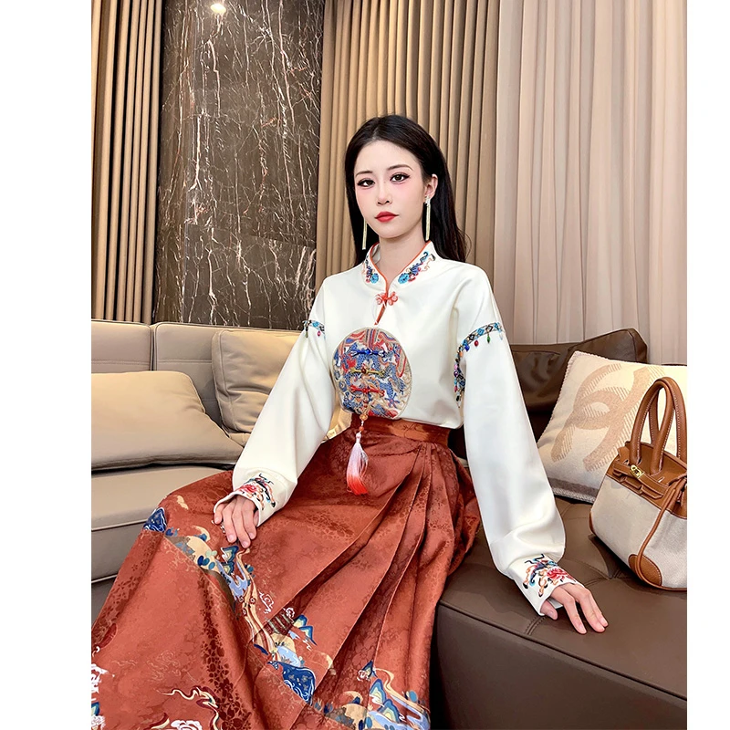 芙娜妮新中式刺绣衬衫马面裙流苏设计感国风套装裙子F2333306B