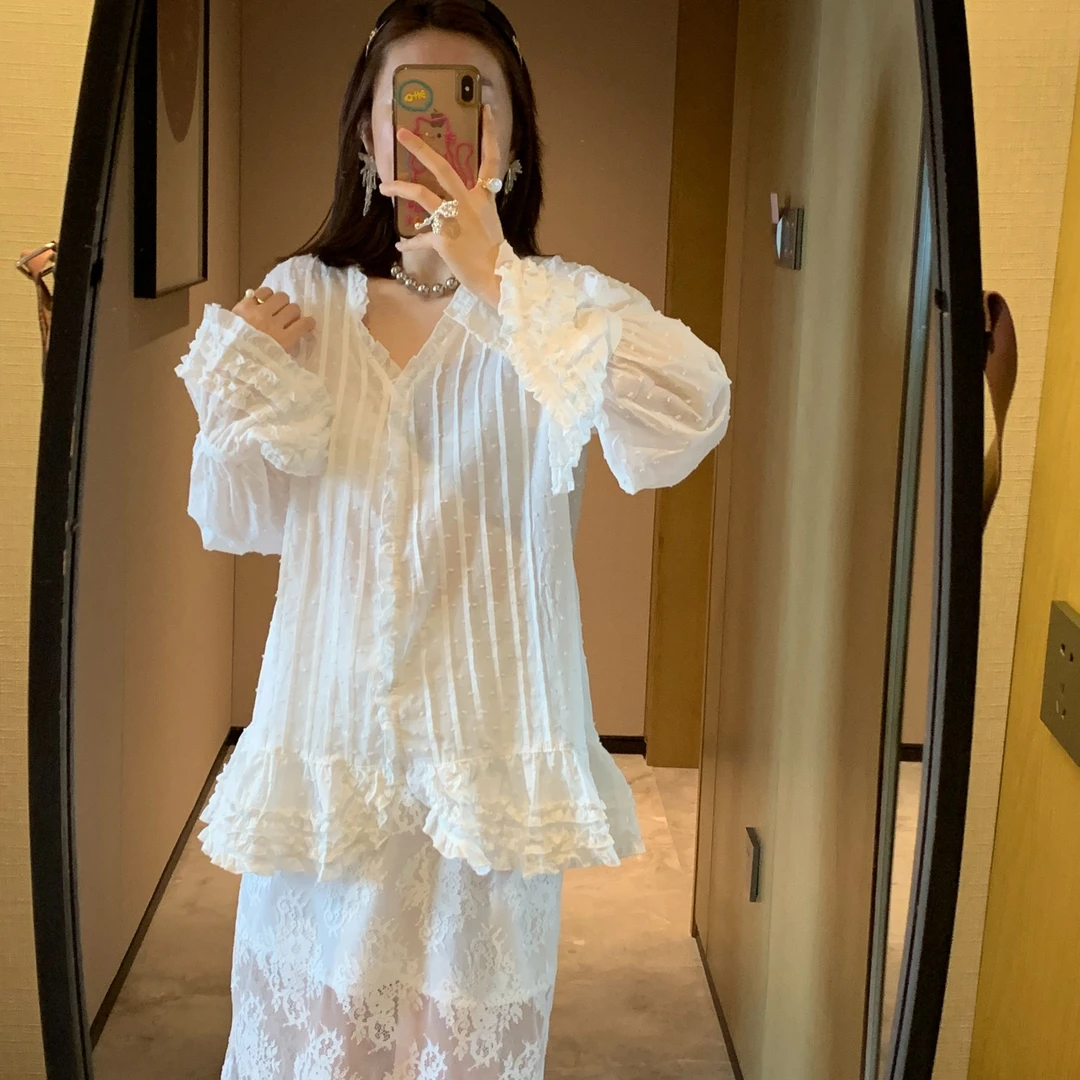 韩版春款公主风纯色甜美v领荷叶边上衣喇叭袖百搭长袖上衣