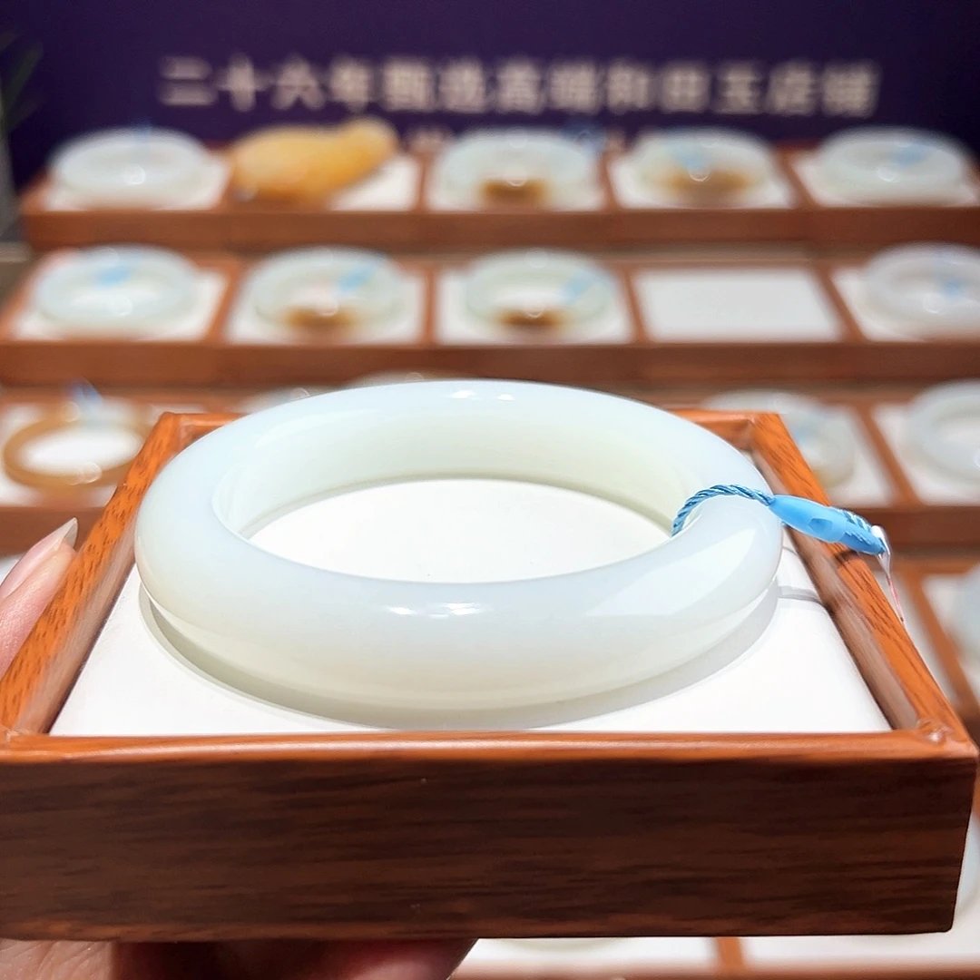 和田玉手镯59/60未镶嵌