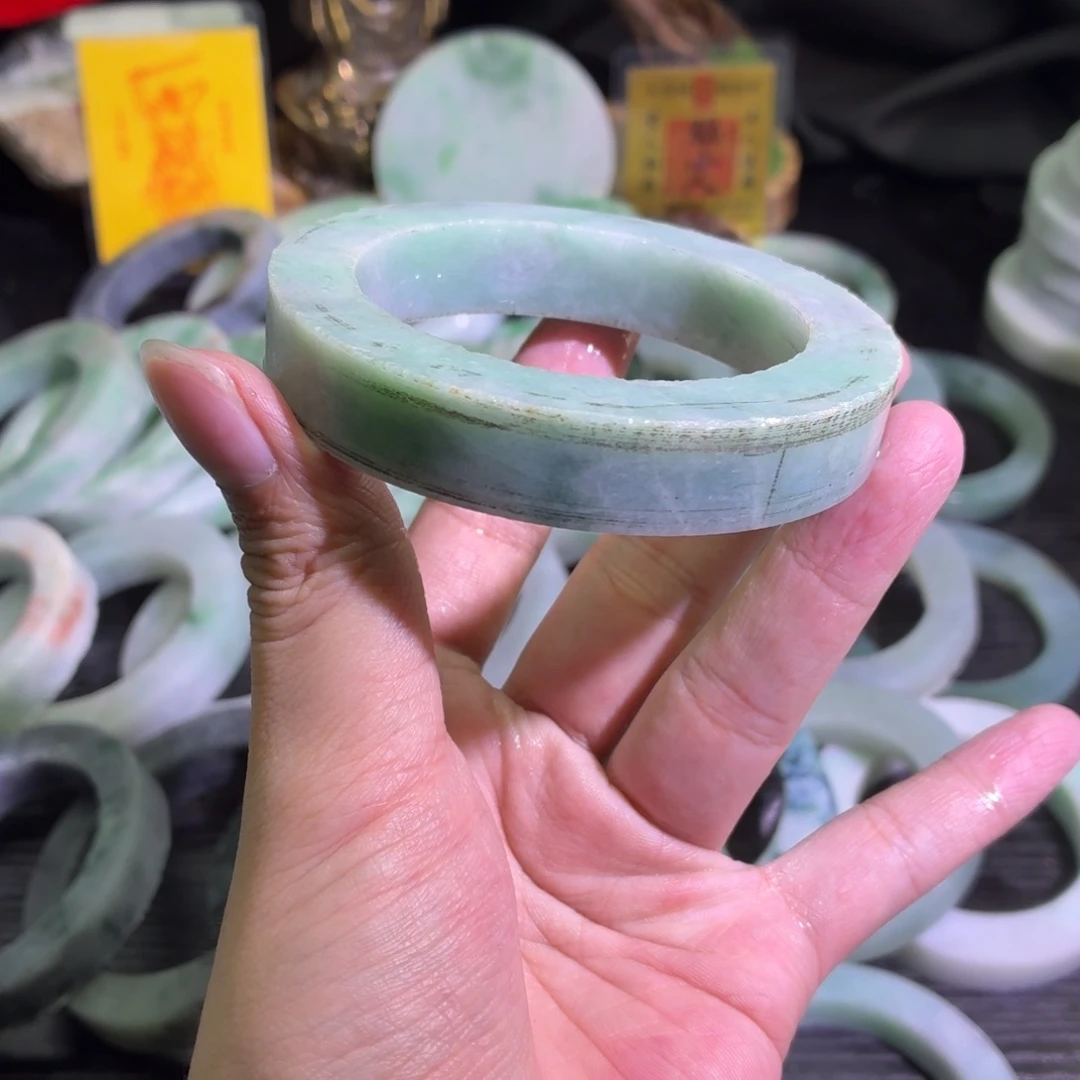 定制翡翠未镶嵌天然翡翠A货毛胚手镯定制