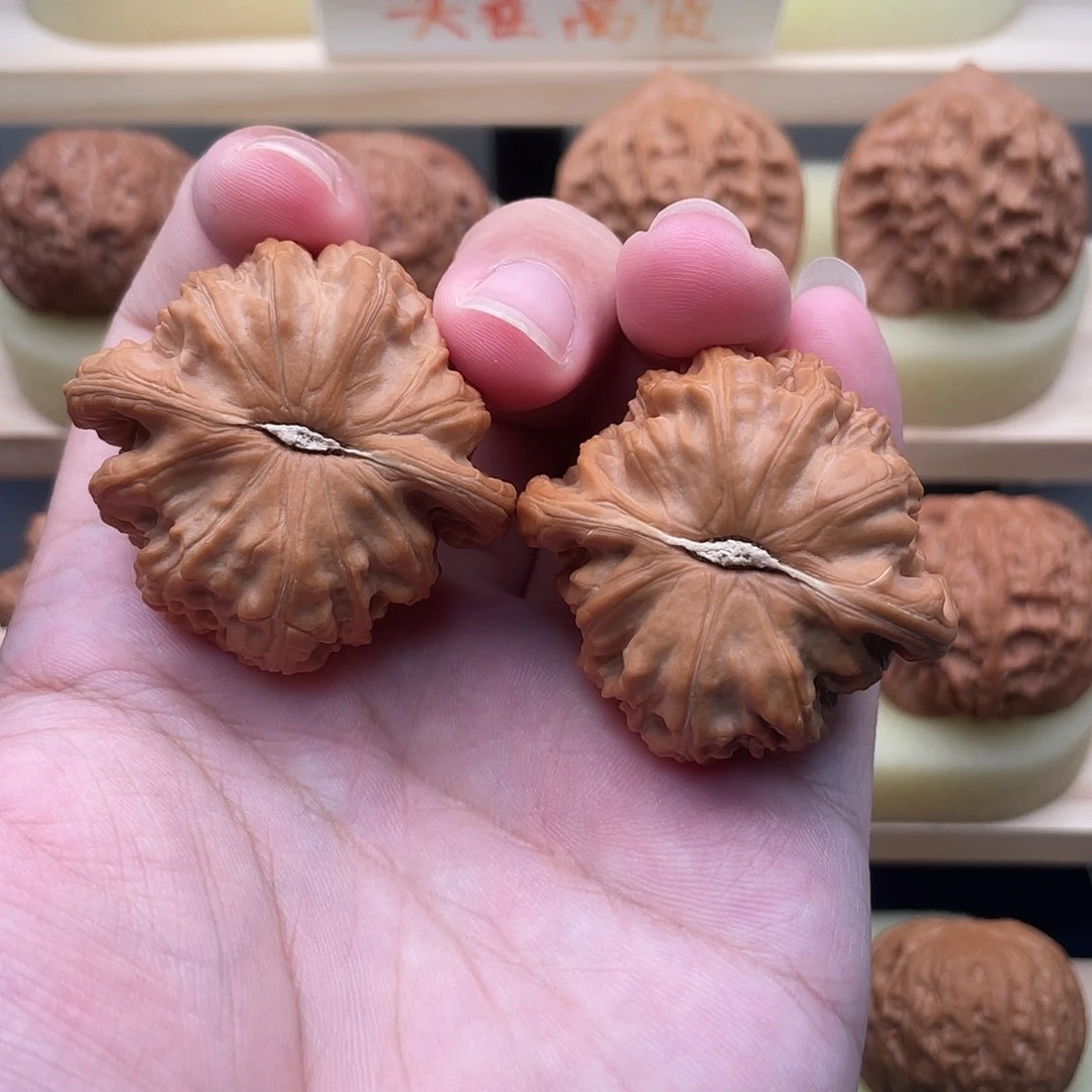 吊坠文玩核桃全品白狮子44